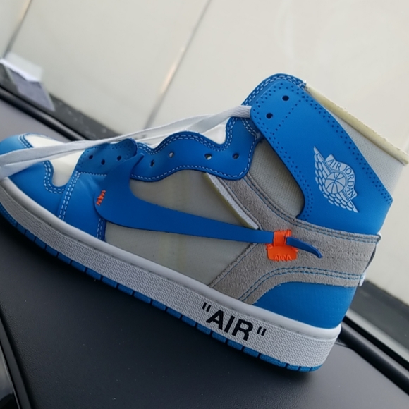 1985 Air Jordan 1's Off-white Size US 9 - Picture 4 of 6